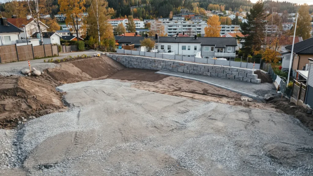 markarbete och uppf rande av st dmur i bergsj n
